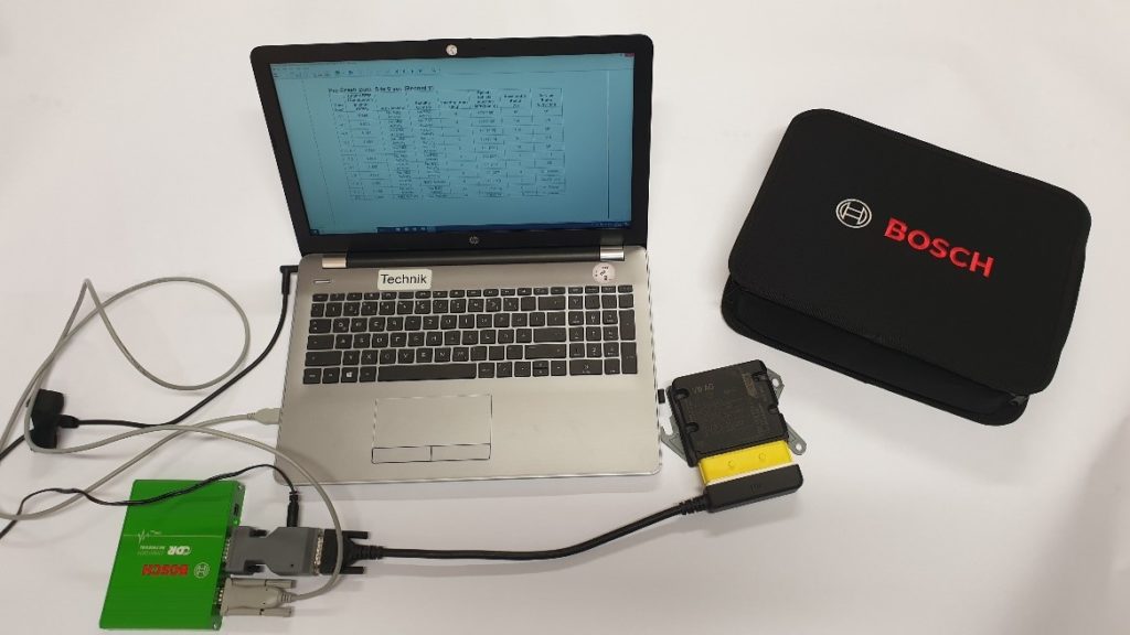 EDR Event Data Recorder Institut für Unfallrekonstruktion